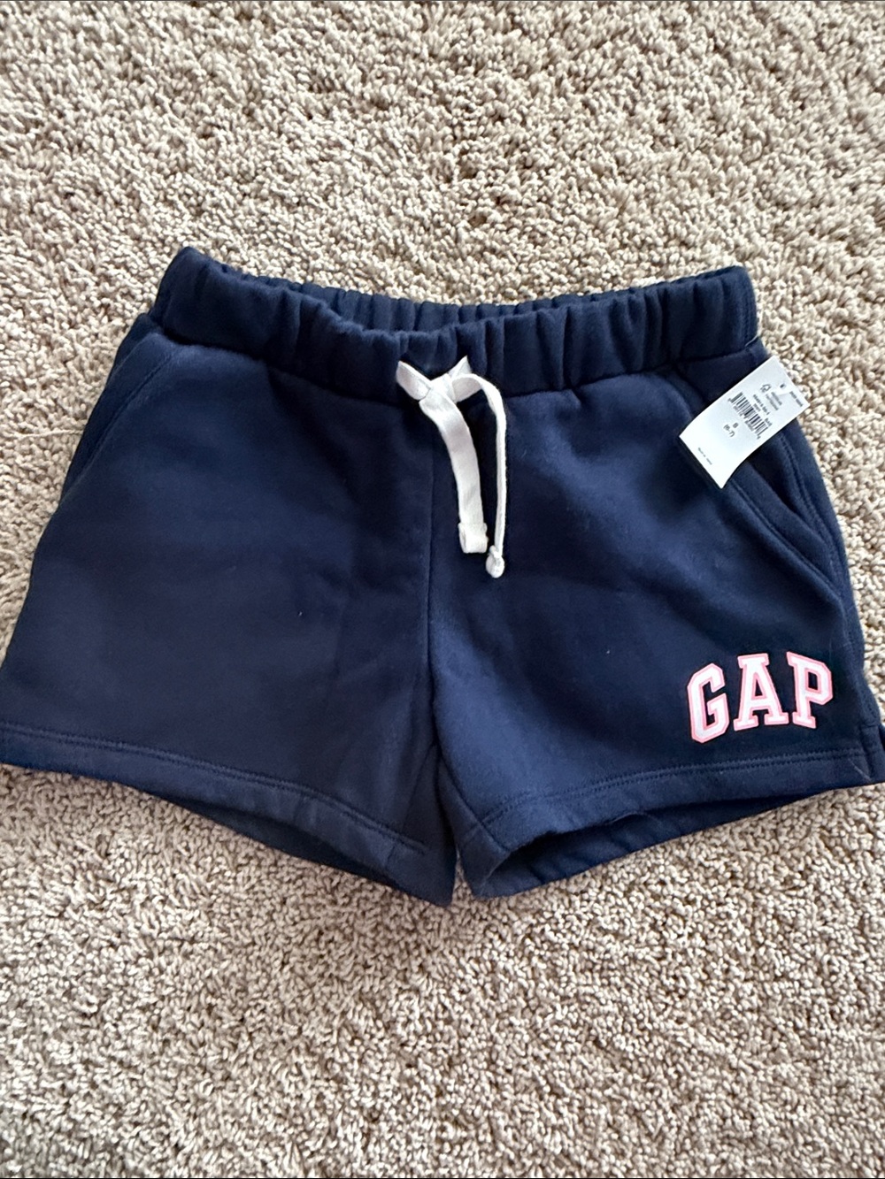 NWT GAP Dark Blue Fleece Sweatshorts with Pink Logo Accent girls size small